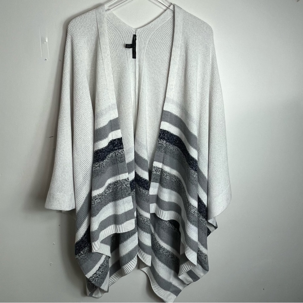 White House Black Market Drapy side slit duster cape size 1633